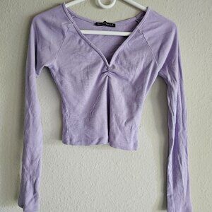 Abercrombie & Fitch Lilac Light Purple Long Sleeve Vneck Long Sleeve Top Small
